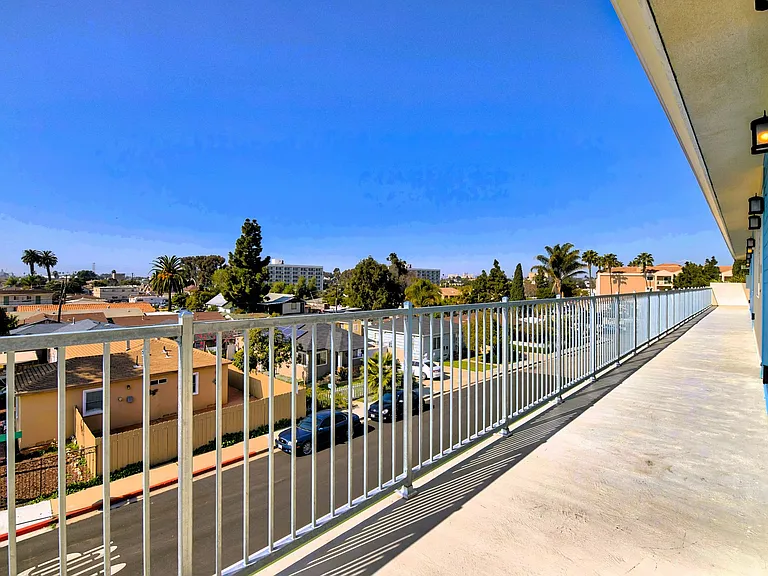 1525 G Ave — Photo 20