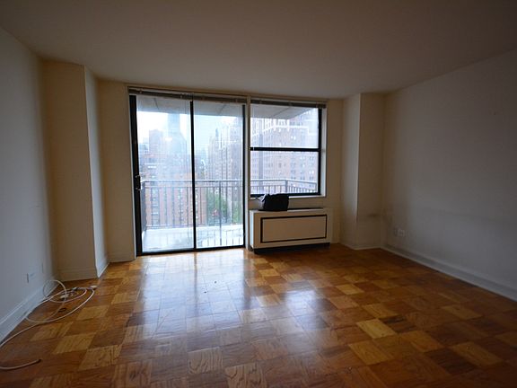 4th image of 330 E 39th St APT 19h