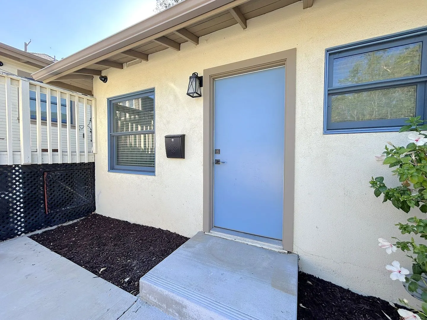 Buena Vista St. Apartments — Photo 1
