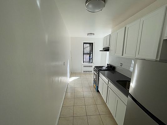 3rd image of 4301 46th St APT 2H