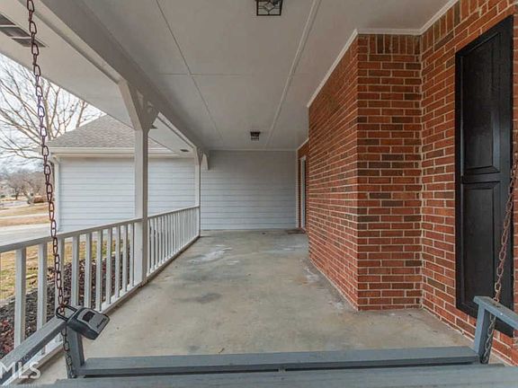 3rd image of 2988 Overwood Ln