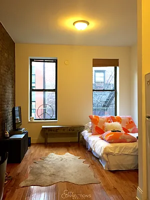 Rented by City Connections Realty | media 14