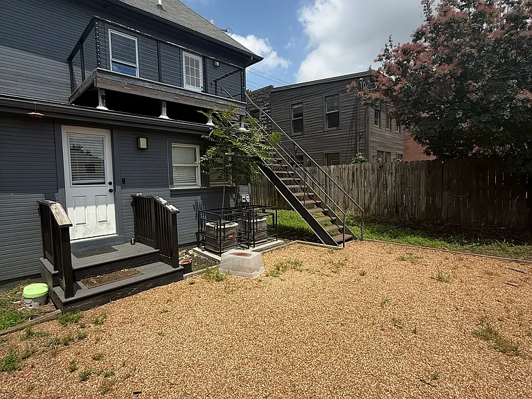 301 E 5th Ave #1/2 — Photo 11