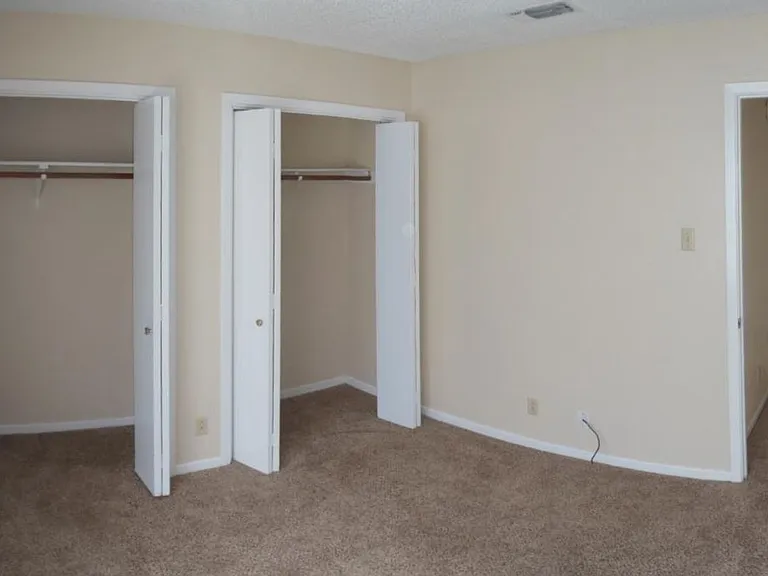 1701 Cedarview Circle — Photo 15