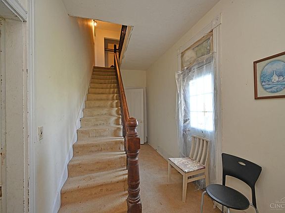 5th image of 2605 Ireton Trees Rd
