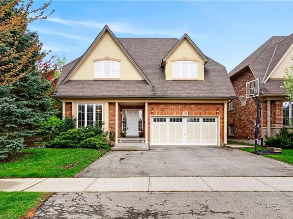 40 Maplevale Dr, Hamilton, ON L9G 0C5