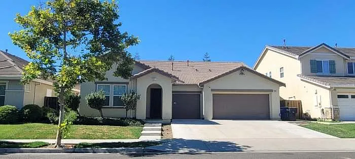1436 Phlox Dr — Photo 1
