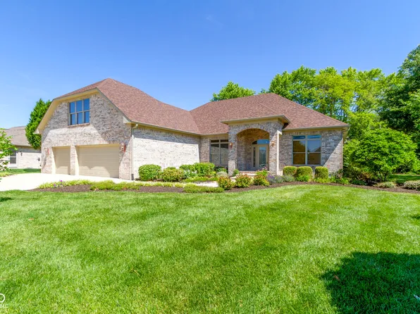 6074 W Richman Dr, New Palestine, IN 46163