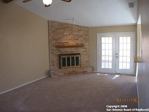 5th image of 1924 CREEK HOLLOW DR