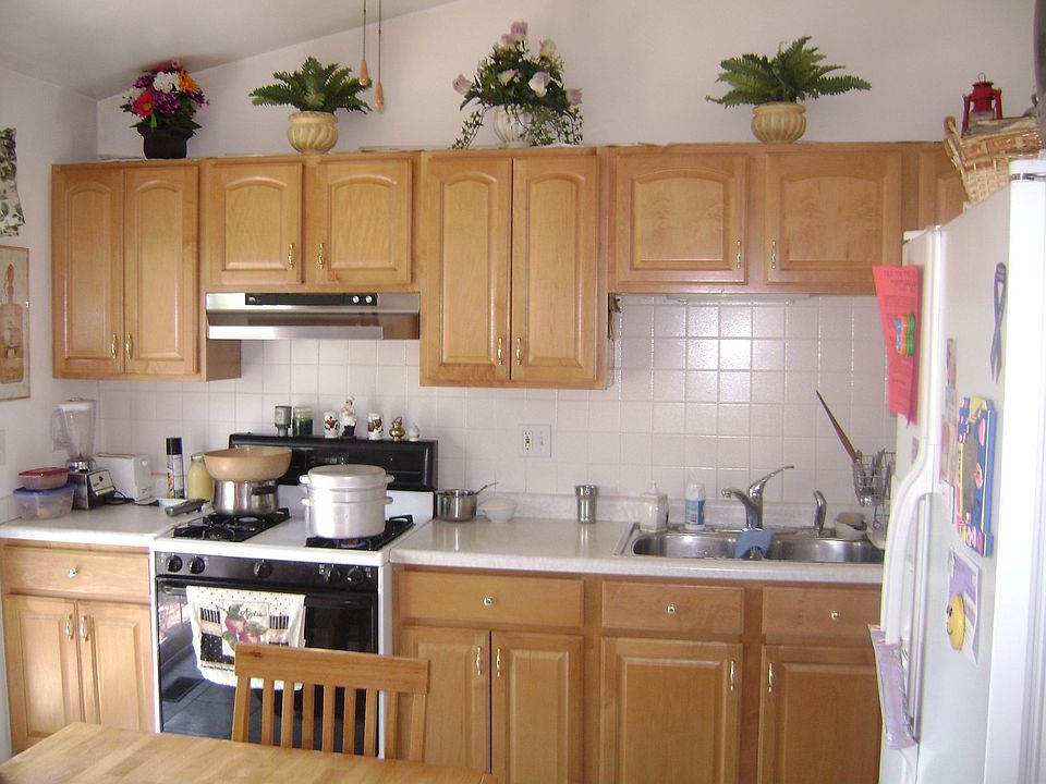 2nd image of 1762 English Dr