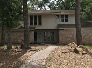 18043 Bambriar Dr, Houston, TX 77090