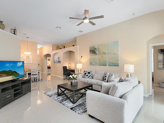 2nd image of 8132 Sun Palm Dr #Id1039581p