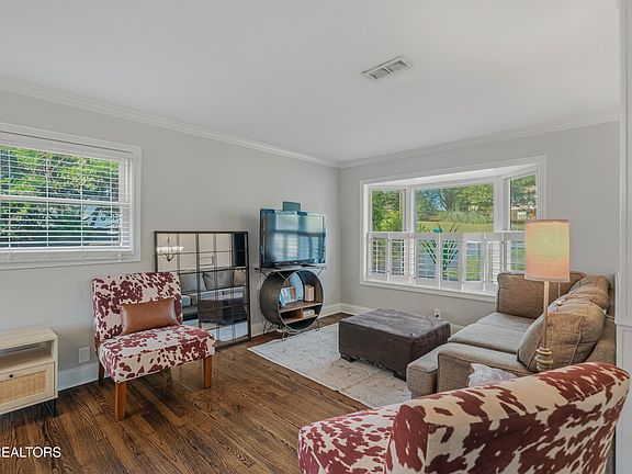 4th image of 7700 Nubbin Ridge Dr