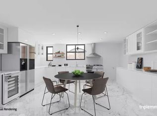 110 Hall St, Brooklyn, NY 11205