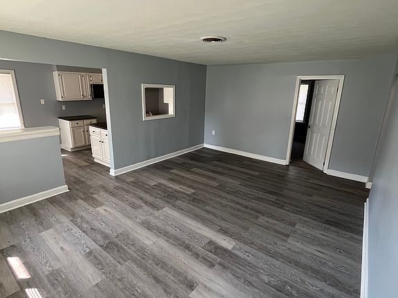 5th image of 3235 New Lynnview Dr