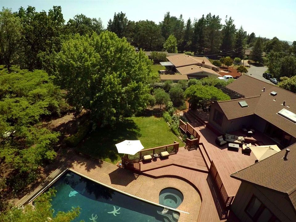 1st image of 19366 Lovall Valley Ct
