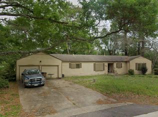 5001 Winding Way, Dickinson, TX 77539