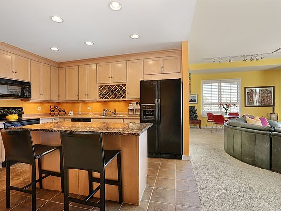3rd image of 4875 S Monaco St APT 204