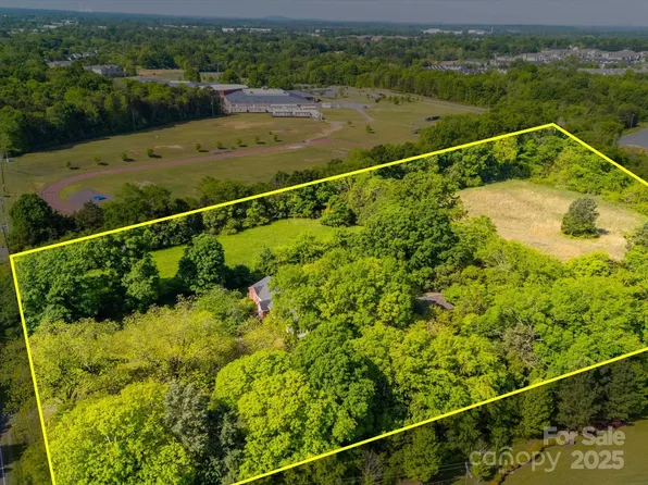 4109 Sandy Porter Rd, Charlotte, NC 28273