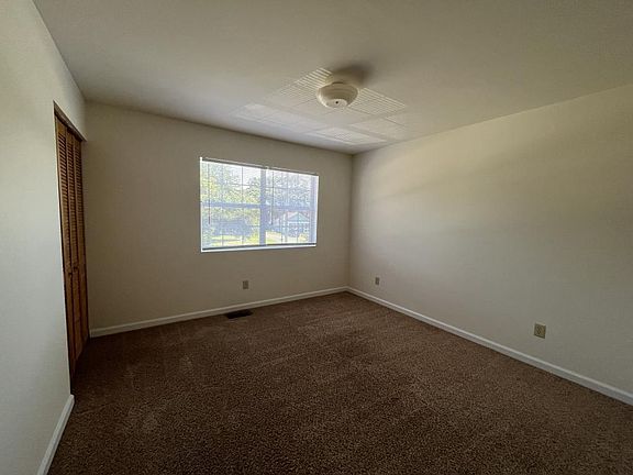 4th image of 121 Bonner Ave APT 7