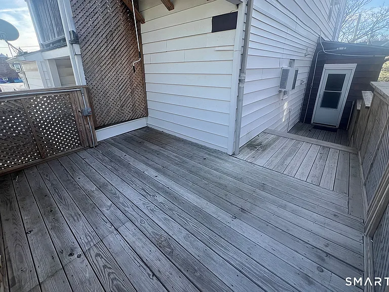 2879 Fairfield Ave #2 — Photo 15