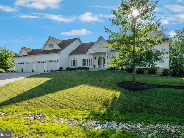 7300 Chestnut Meadow Ct, Manassas, VA 20112