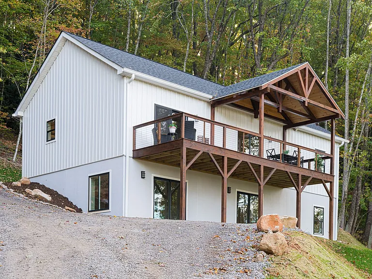 1487 Golf Course Rd — Photo 6
