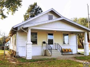 1347 NE Winfield Ave, Topeka, KS 66616