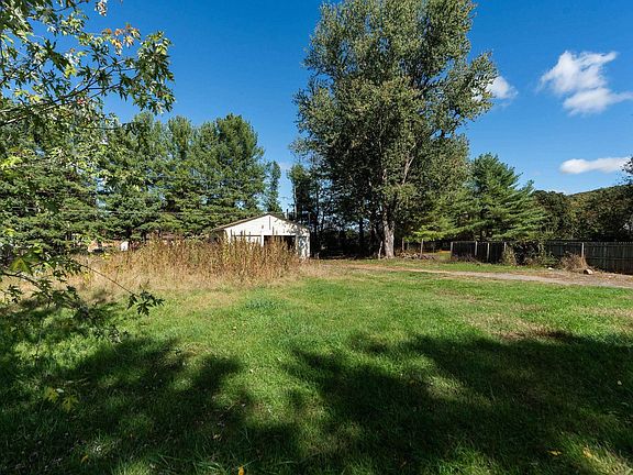 5th image of 74 Kingswood Ct
