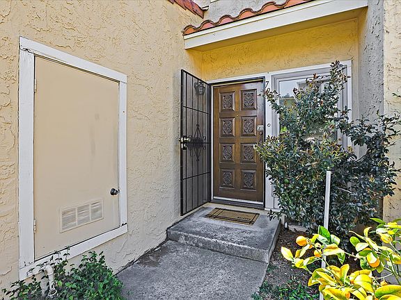 4th image of 793 Race St