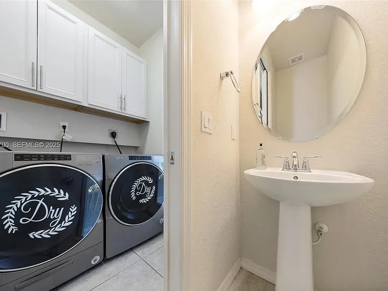 5110 Eucalyptus Dr #3 — Photo 29