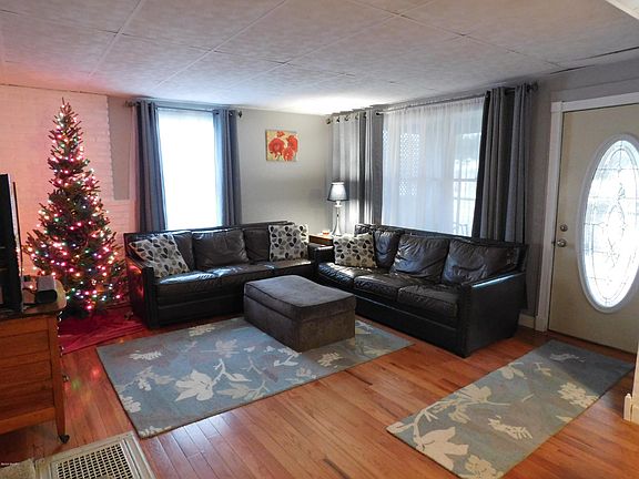 2nd image of 1314 E Michigan Ave