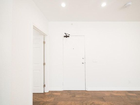 5th image of 40 Rose Ave APT 6