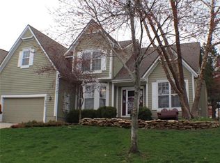 11555 S Northwood Dr, Olathe, KS 66061