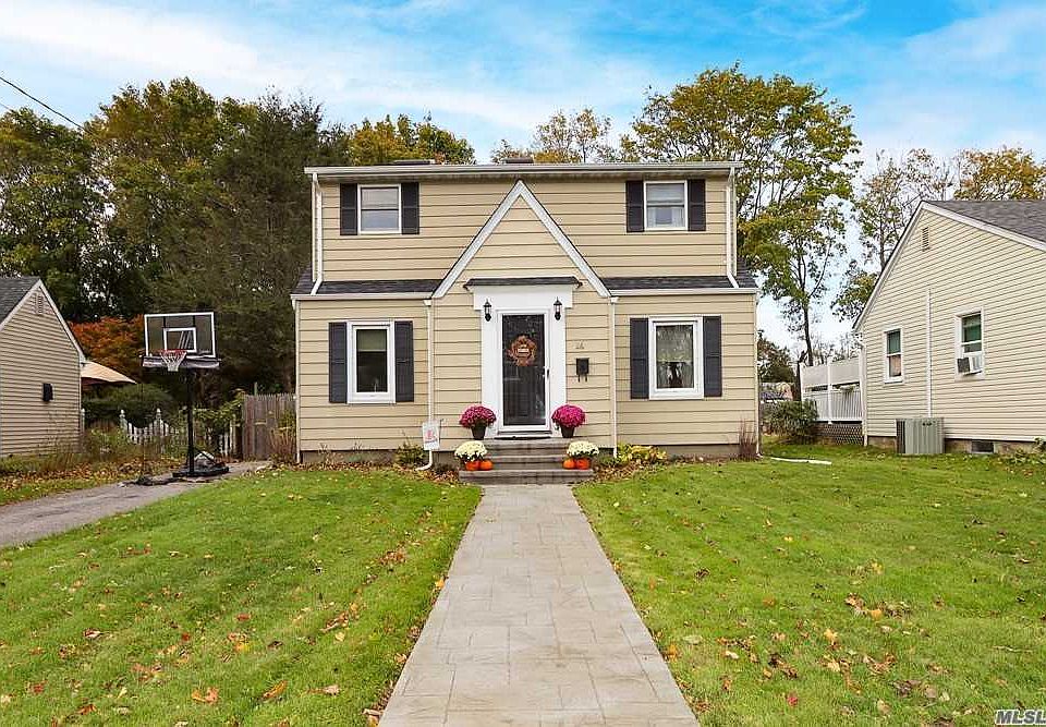1st image of 26 Lincoln Ave