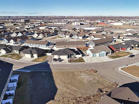 3rd image of 5324 Denali Dr