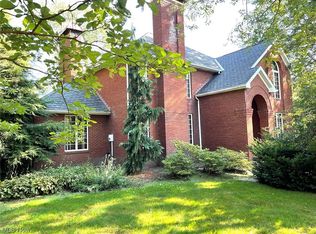 3905 Daventry St NW, North Canton, OH 44720