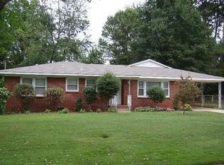 1116 Retlaw St NW, Huntsville, AL 35816