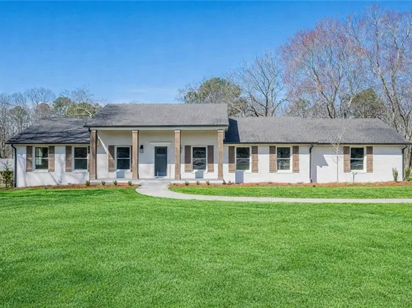 1209 County Line Rd, Cumming, GA 30040