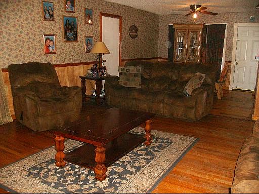 2nd image of 5002 S Alma Dr