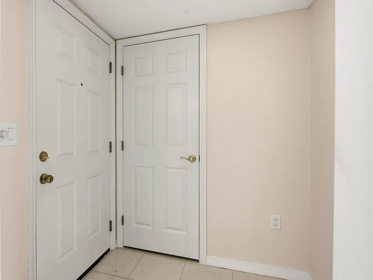2453 Egret Blvd #1 — Photo 2