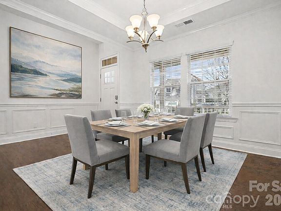 4th image of 109 Creekside Crossing Ln
