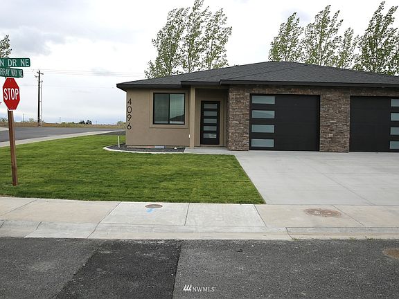 2nd image of 4096 Quinn Dr NE