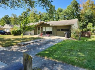 6827 Raintree Rd, Fort Wayne, IN 46825