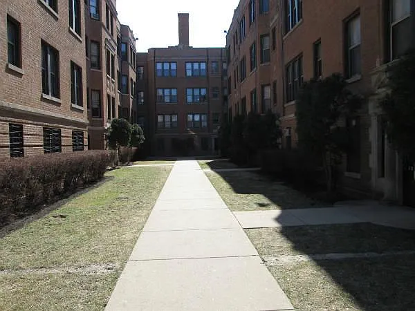 1 bed, 1.0 bath, $1,400 — Photo 1