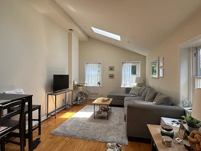 309 S 12th St #3 — Photo 3