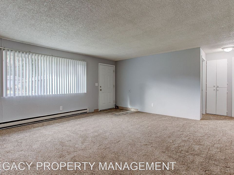 1st image of 110 NE 160th Ave #116