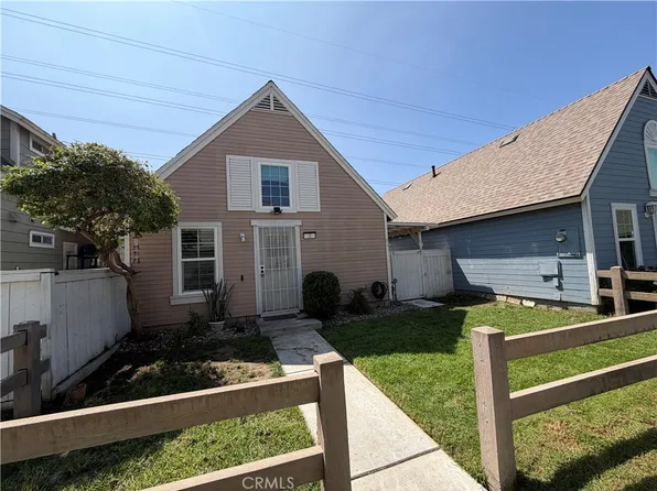 14515 Woodland Dr Unit 13, Fontana, CA 92337