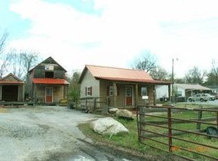 201 Fisher Ferry St, Thomasville, NC 27360