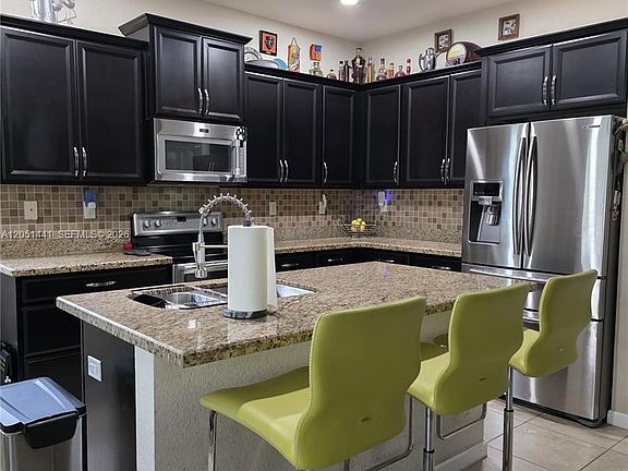 5th image of 28363 SW 129th Ct